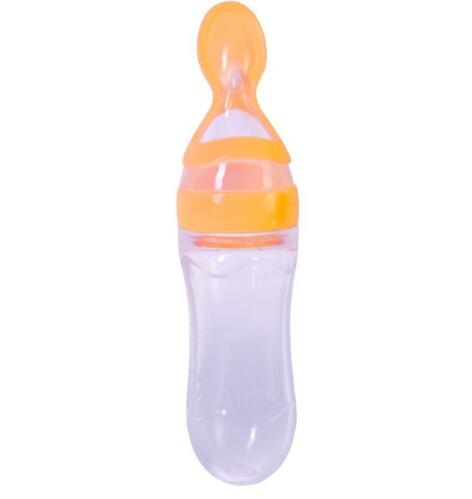 Squeezing Feeding Bottle